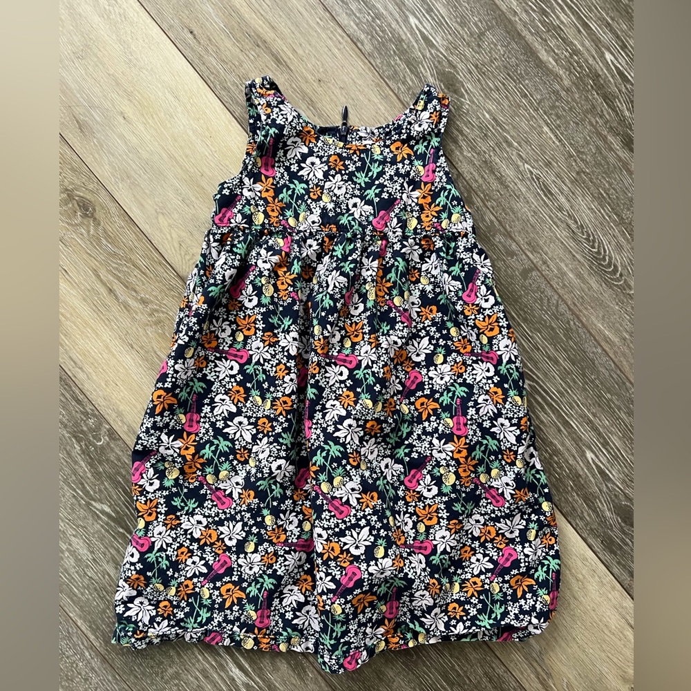 girls size 5 sleeveless floral printed dress